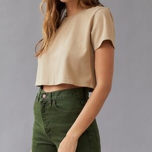 uo tan boxy best friend tee 90s y2k grunge boho cottage crop indie urban top